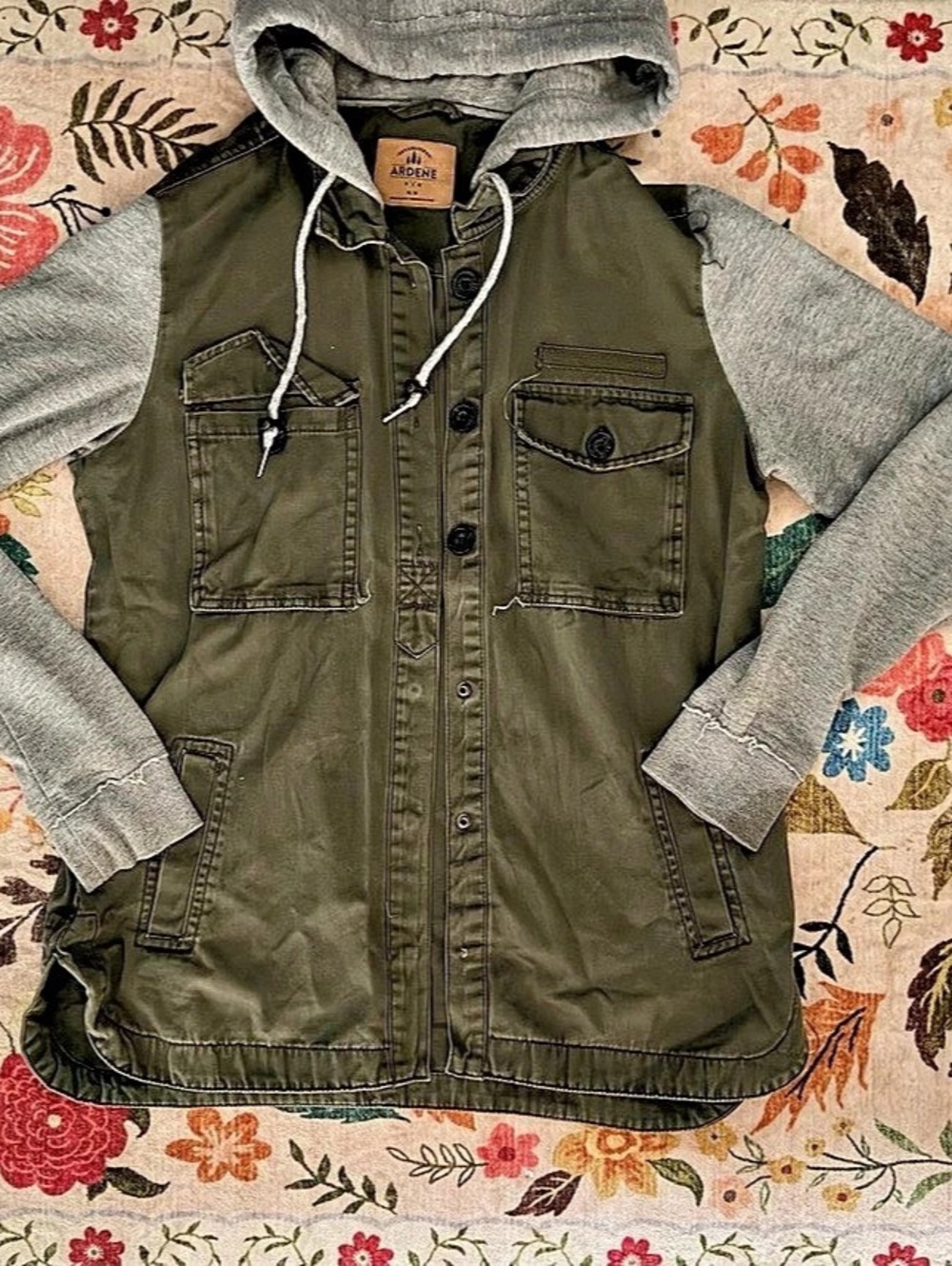 Ardene Utility Hoodie in Green & Gray Size Medium
